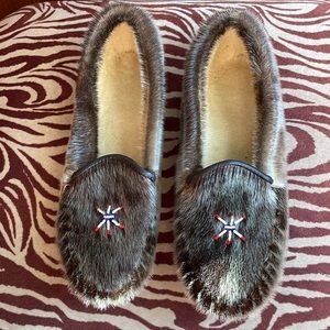 Vintage Kabir Kouba seal & wool moccasins